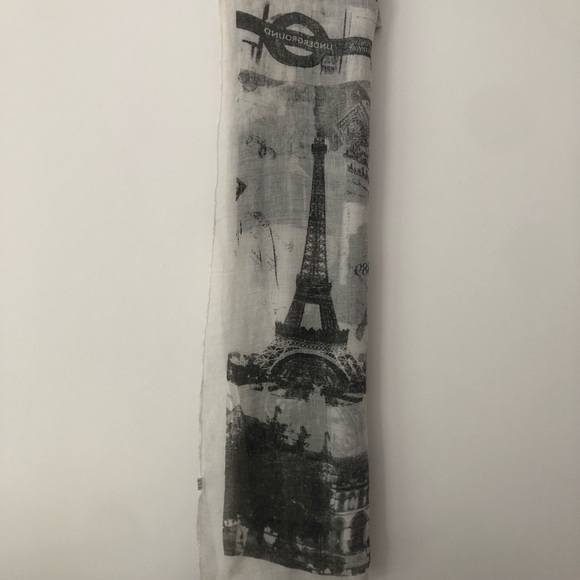 Black white and gray landmark travel big scarf. - Picture 4 of 7